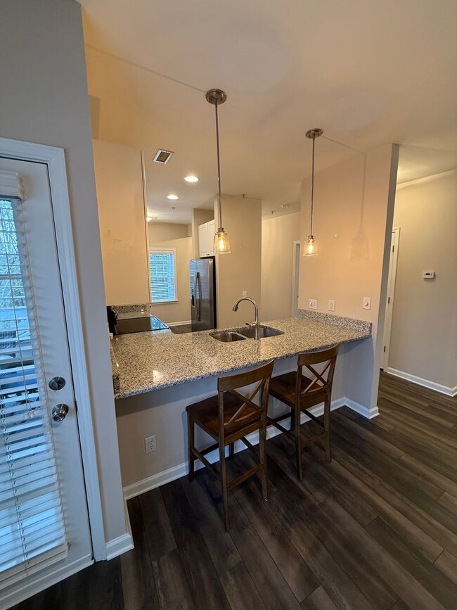 Modern Condo Near Lake Norman!! - Modern Condo Near Lake Norman!!