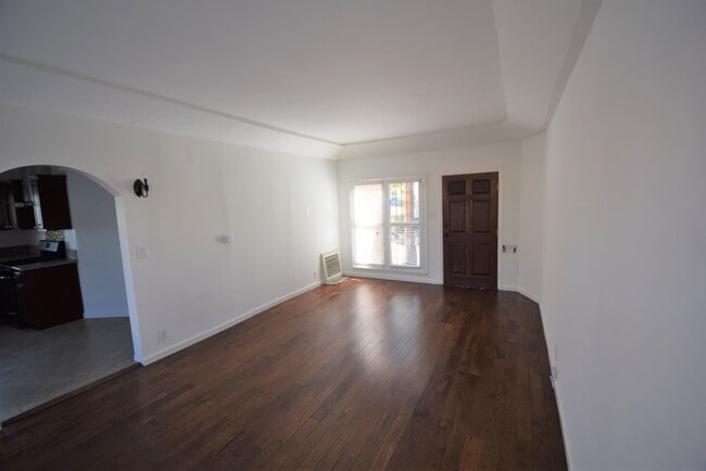 Photo - 1415 S Sierra Bonita Ave Unidad 1415.5