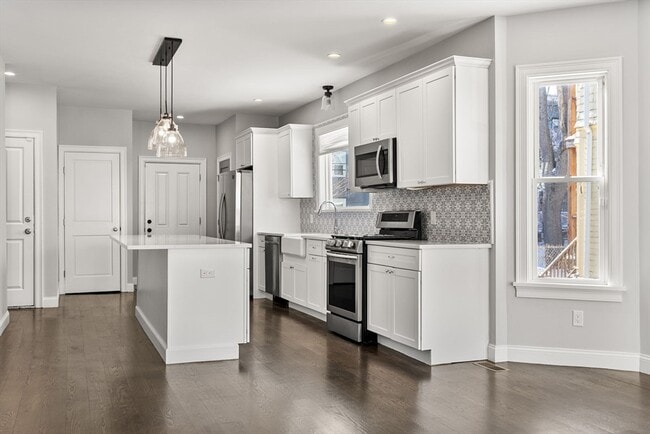 Photo - 83 Centre St Unit 1