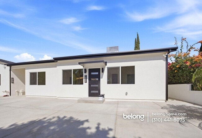 Building Photo - 7949 Atoll Ave