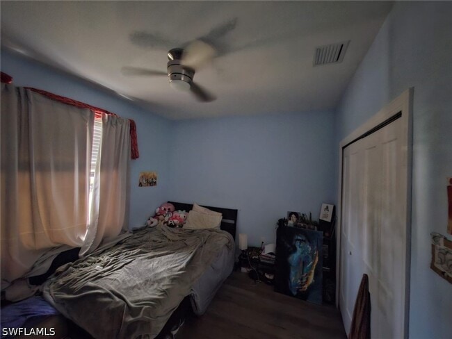 Photo - 2360 Burton Ave