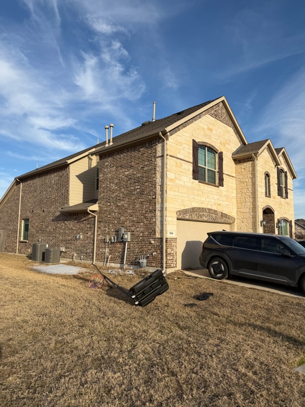1104 Cropout Way