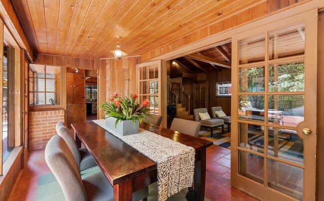 Photo - 700 Coventry Rd