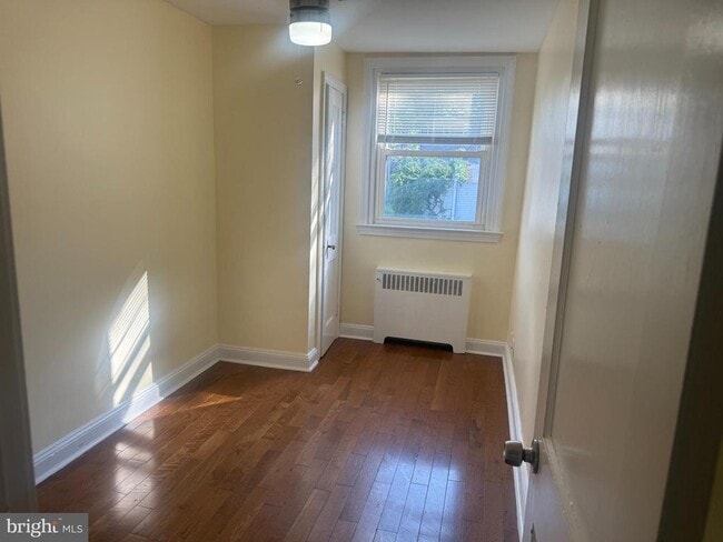 Photo - 544 Wiltshire Rd