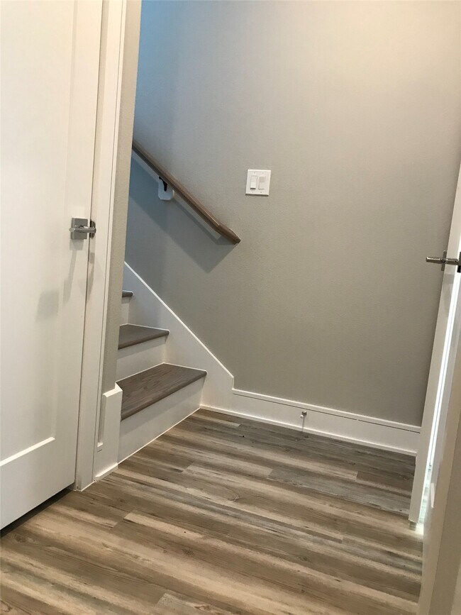 Building Photo - 1111 Edwards St