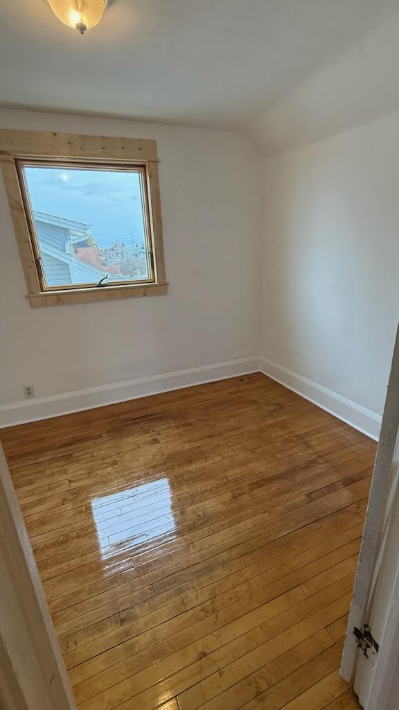 Photo - 1922 Grange Ave Unit 2 bedroom Upper