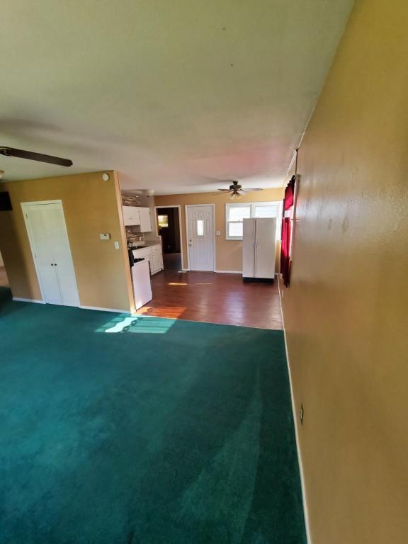 Photo - 1808 E Bertman Ave