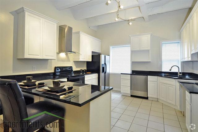 Interior Photo - Gallery 3450 Rental