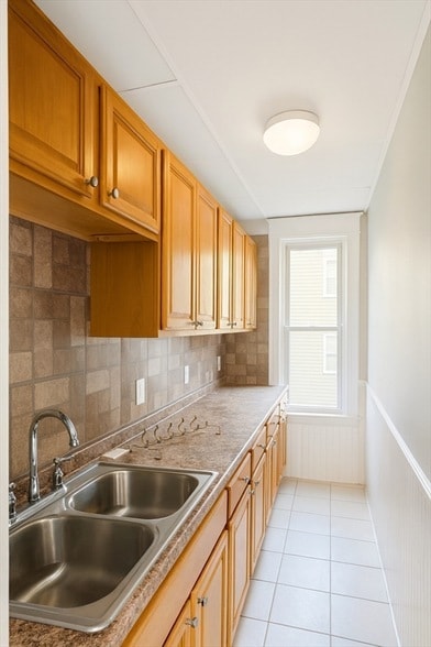 Photo - 19 Henchman St Unit 3