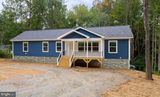 Photo - 307 Larkspur Rd