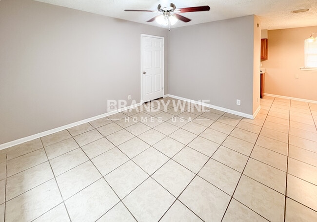 Photo - 6203 Shetland Rd
