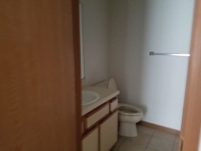 Photo - Great 3 Bed 2 Bath 2 Car Garage Flat Duple...