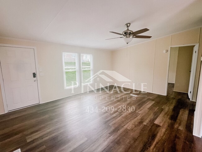 Photo - 900 Rockbridge Ave