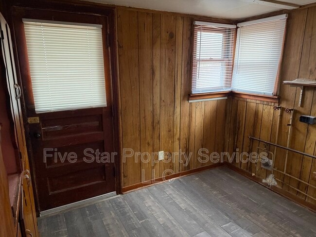 Photo - 108 N 24th St