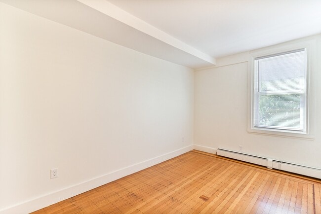 Photo - 169 Waterman St Unit 4