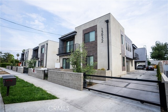 Photo - 13932 Bessemer St Townhome