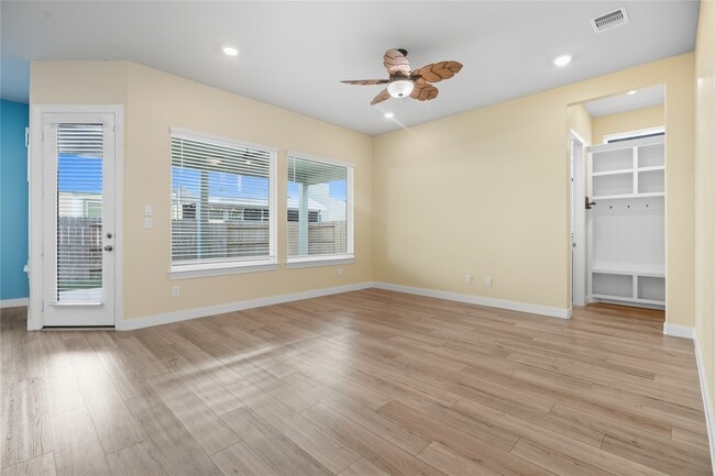 Photo - 719 Sandy Bay Ln
