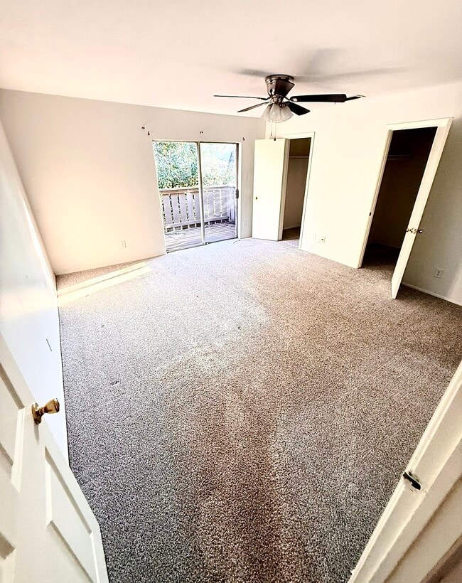 Photo - 5005 Georgi Ln Unit 215