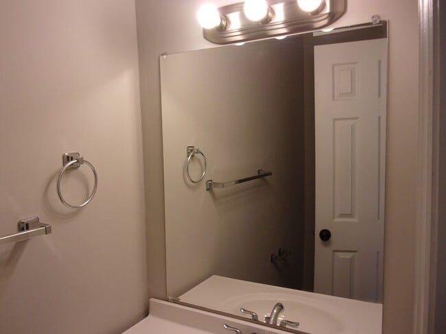 Photo - Recently Renovated 2 Bedroom 1 1/2 Bath To...