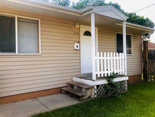 House- NW - House- NW