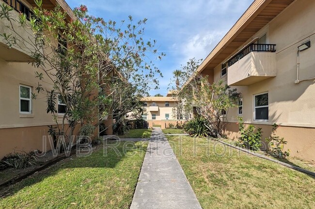 Photo - 1610 2nd St N Unidad 218 Rental