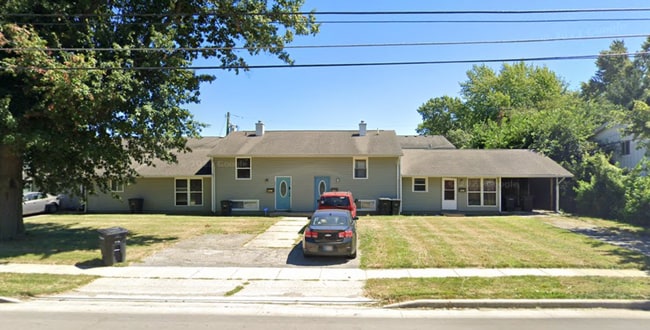 Building Photo - 2411 S 18th St Unit 2415