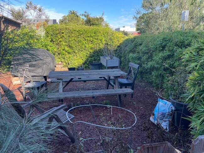 Photo - 4215 Mildred Ave Unit Front Detached House