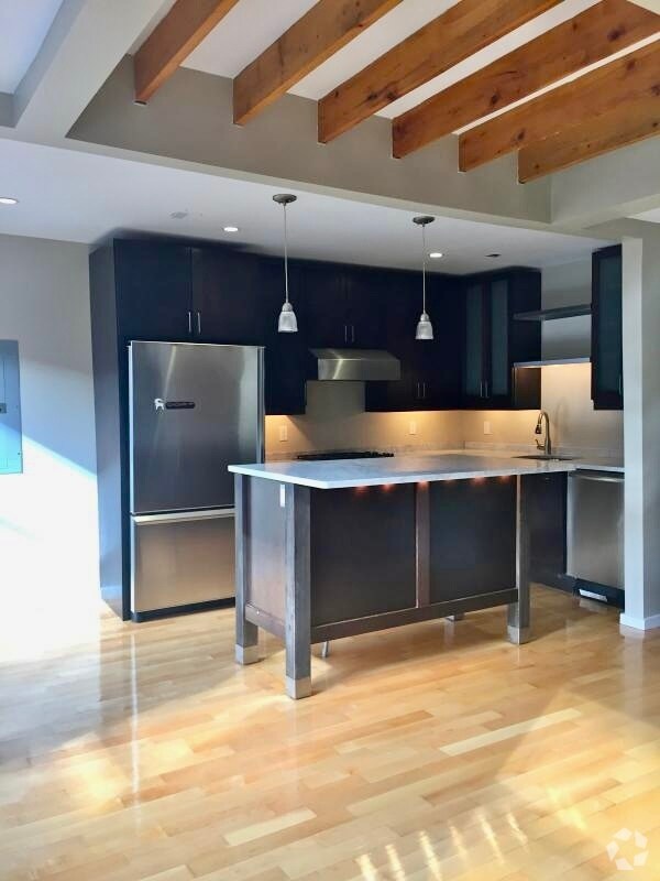 Building Photo - 35 E Concord St Unit 1 Rental