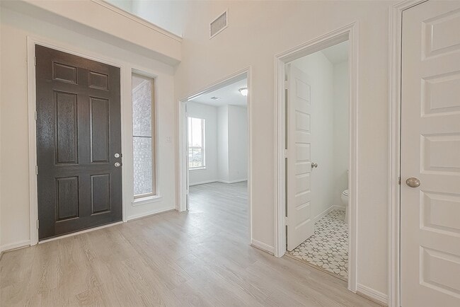 Photo - 3111 Trishelle Ct