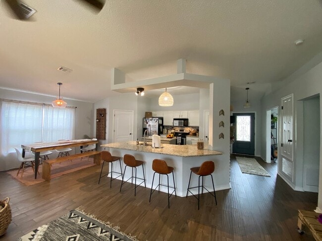 Photo - 6486 Surfside Cove