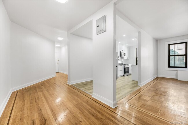 Photo - 1100 Grand Concourse Unit 5H