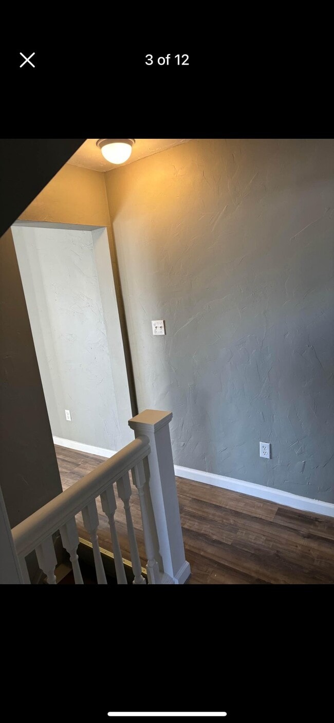 Photo - 404 1st St