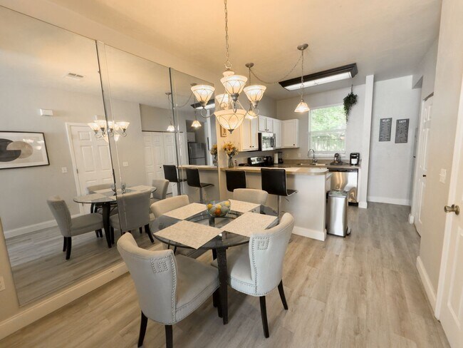 Photo - Victoria Station #132