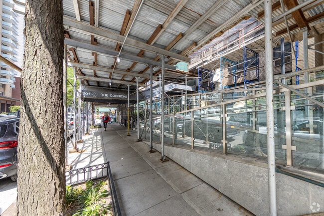 Photo - The Corniche