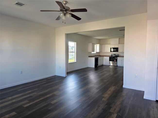 Photo - 6303 White Oak Dr