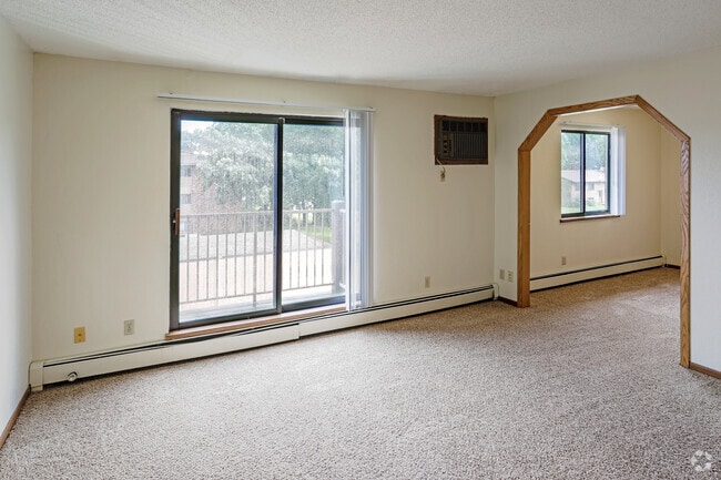 2BR, 1BA Den