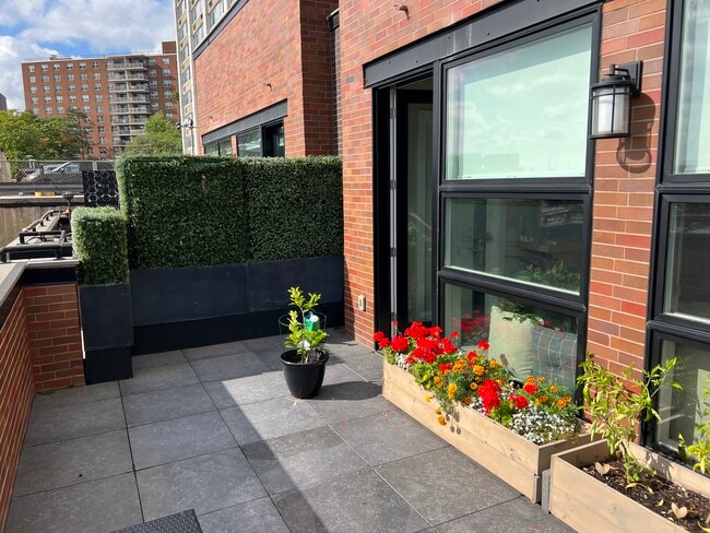 140 Comet Way Unidad B2