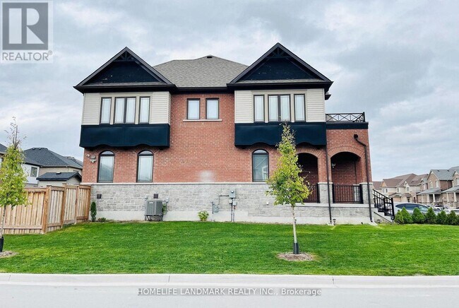 Photo - 43 Lorne Thomas Pl