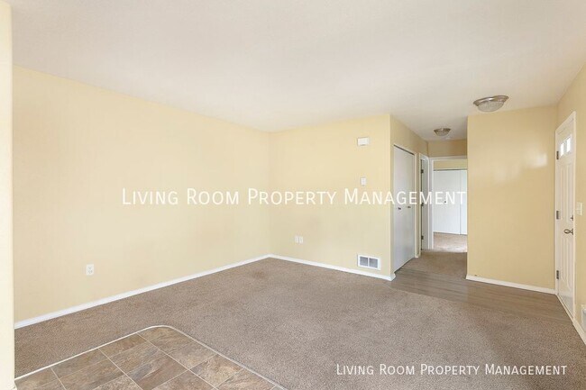 Photo - 11893 SE Pine St