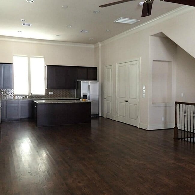 Photo - 2711 Cohn Garden Ln