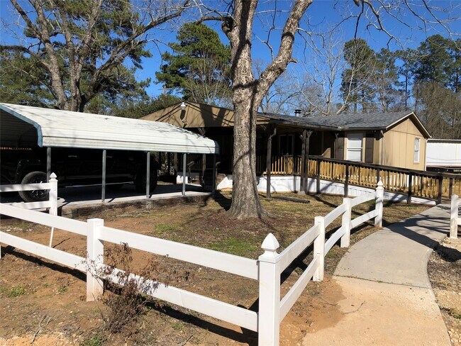 Building Photo - 22765 Hudson Rd
