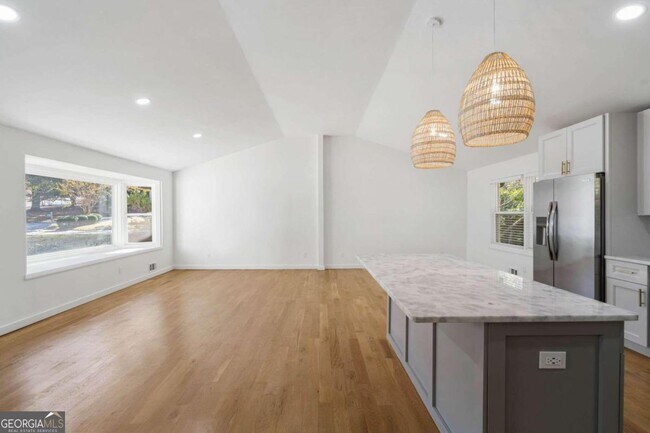 Photo - 4266 N Shallowford Rd