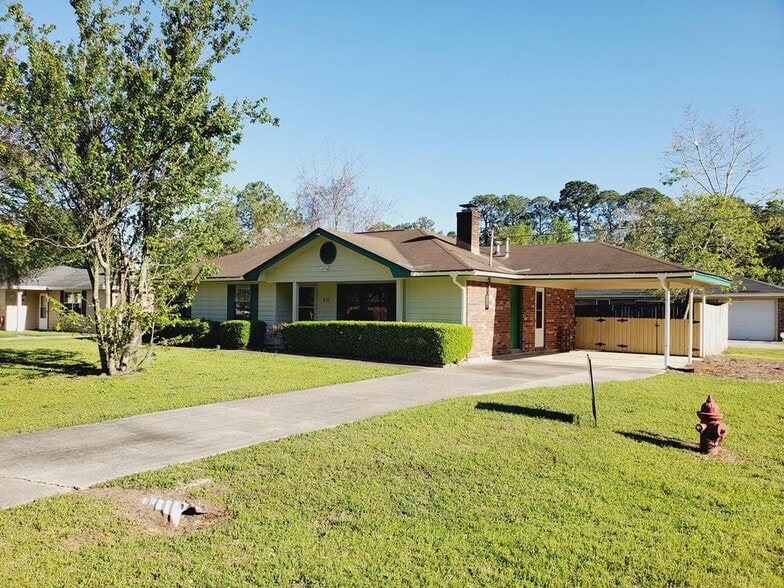 231 Honey Ln Cir