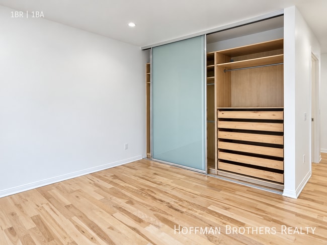 1146 N Clark St Unit 5