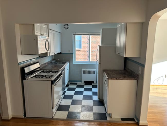 Photo - 1271 Morten St