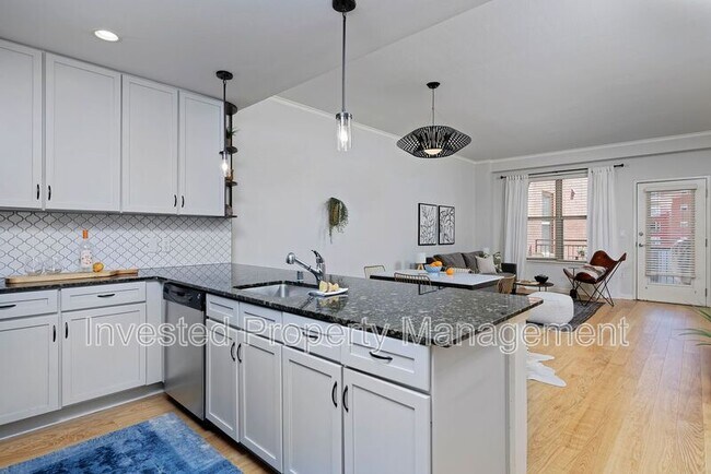 1975 N Grant St Unit 610