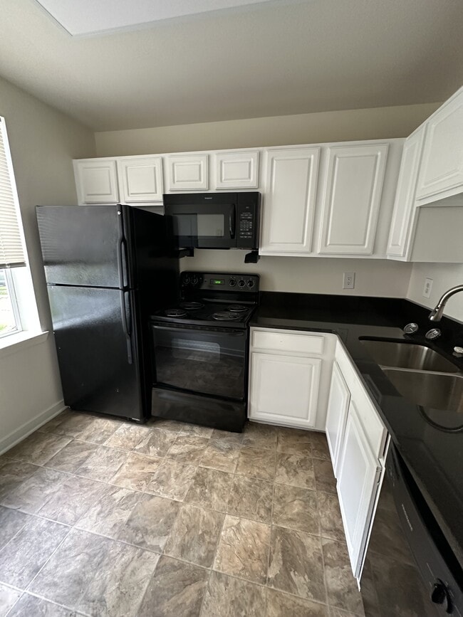 Photo - 3510 E Richmond Rd