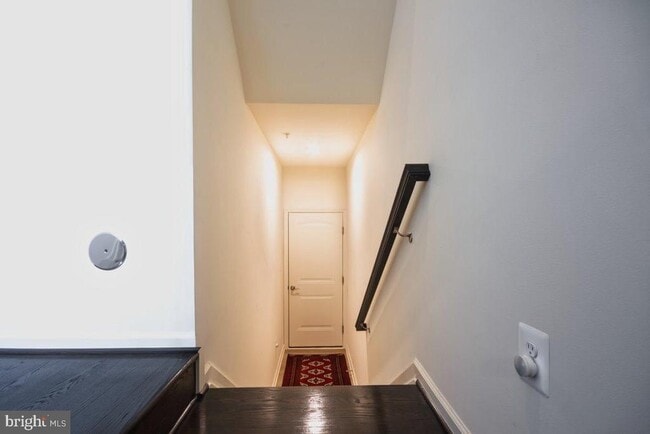 Photo - 9920 -B Sir Barton Wy