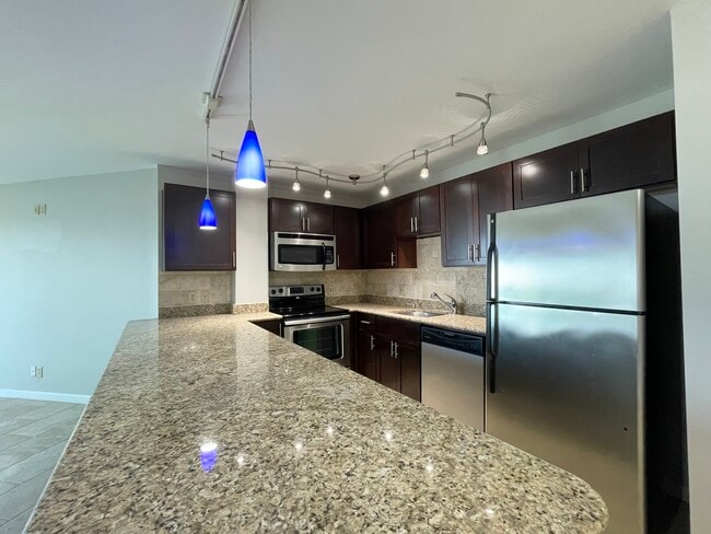 Building Photo - 3838 Rainbow Blvd Unit 1511 Rental