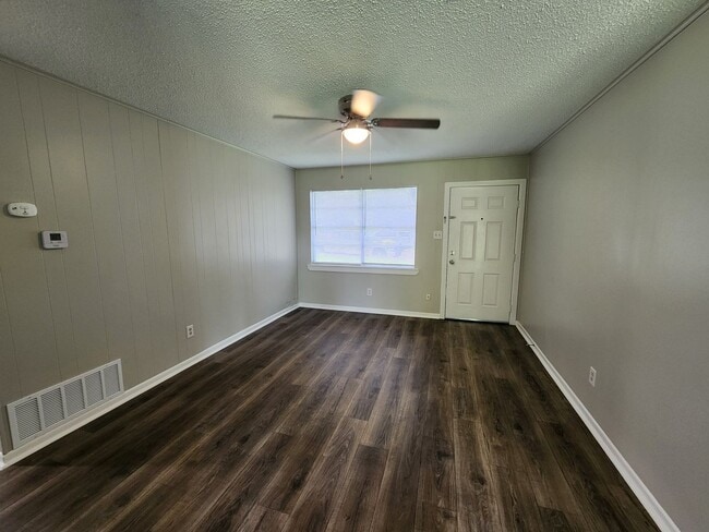 Photo - 4/2 in West Lampasas